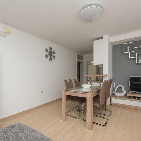 Apartmani Mona Makarska Exterior photo