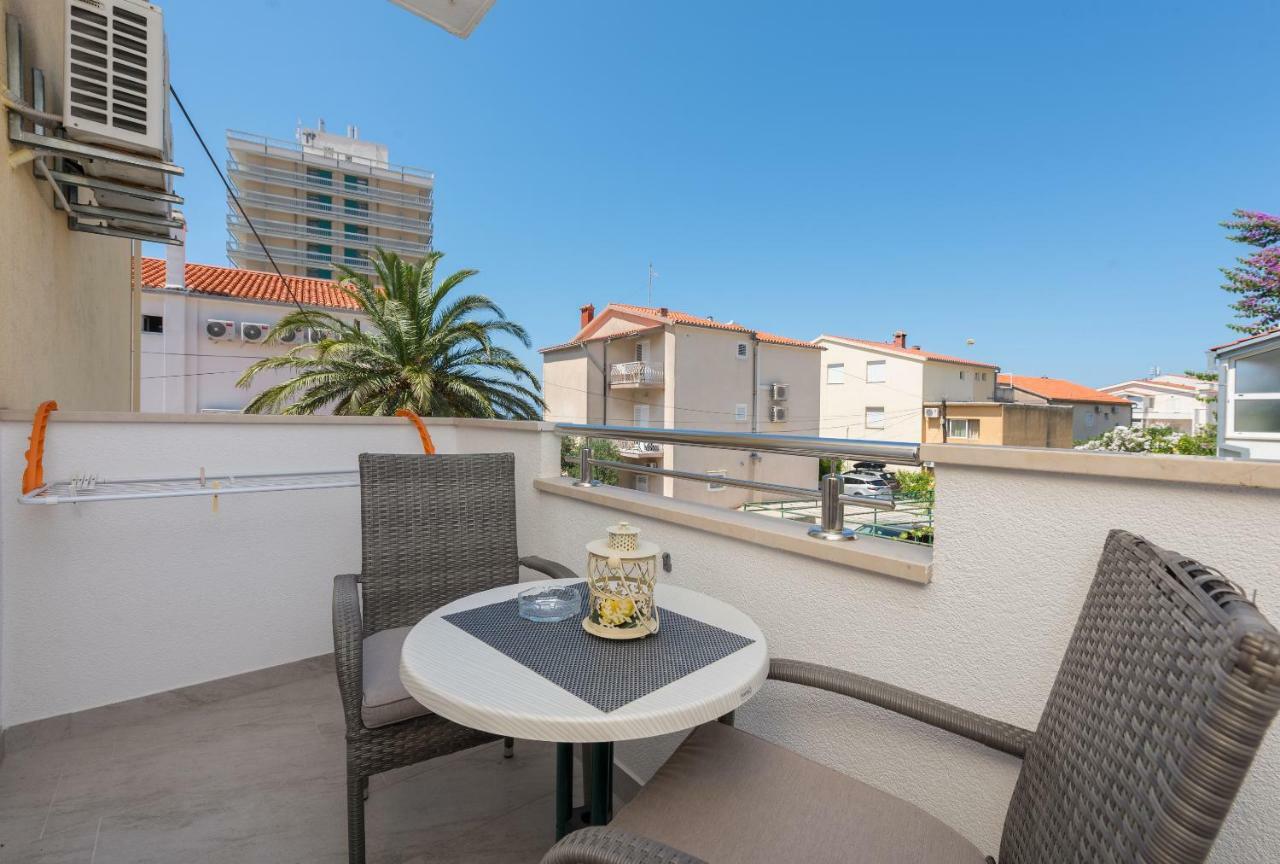 Apartmani Mona Makarska Exterior photo
