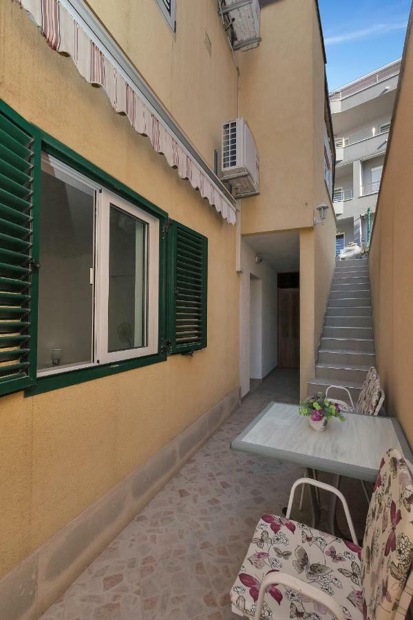 Apartmani Mona Makarska Exterior photo