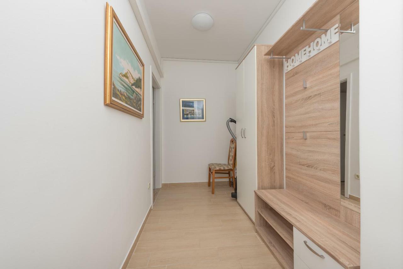 Apartmani Mona Makarska Exterior photo